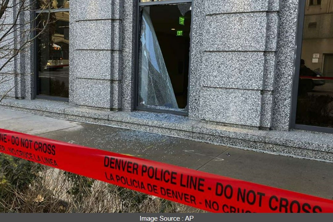 A Gunman broke into the Colorado Supreme Court with a gun