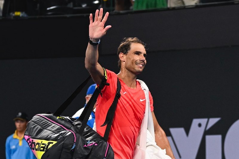 Nadal to miss Australian Open after new muscle tear