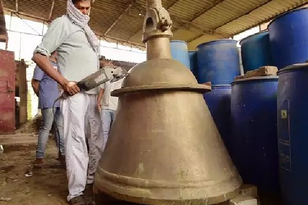 Bell weighing 2,400 kg on its way to Ram temple in Ayodhya