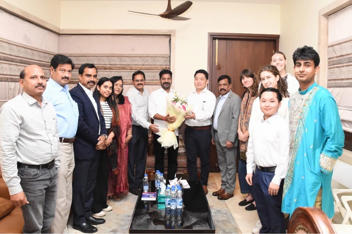 A team of faculty from Harvard University in America paid a courtesy call on Revanth Reddy