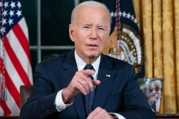 Biden warns Houthis of further retaliation if they continue attacks