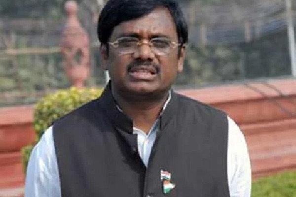 Congress MLA Vivek by ED questioned 