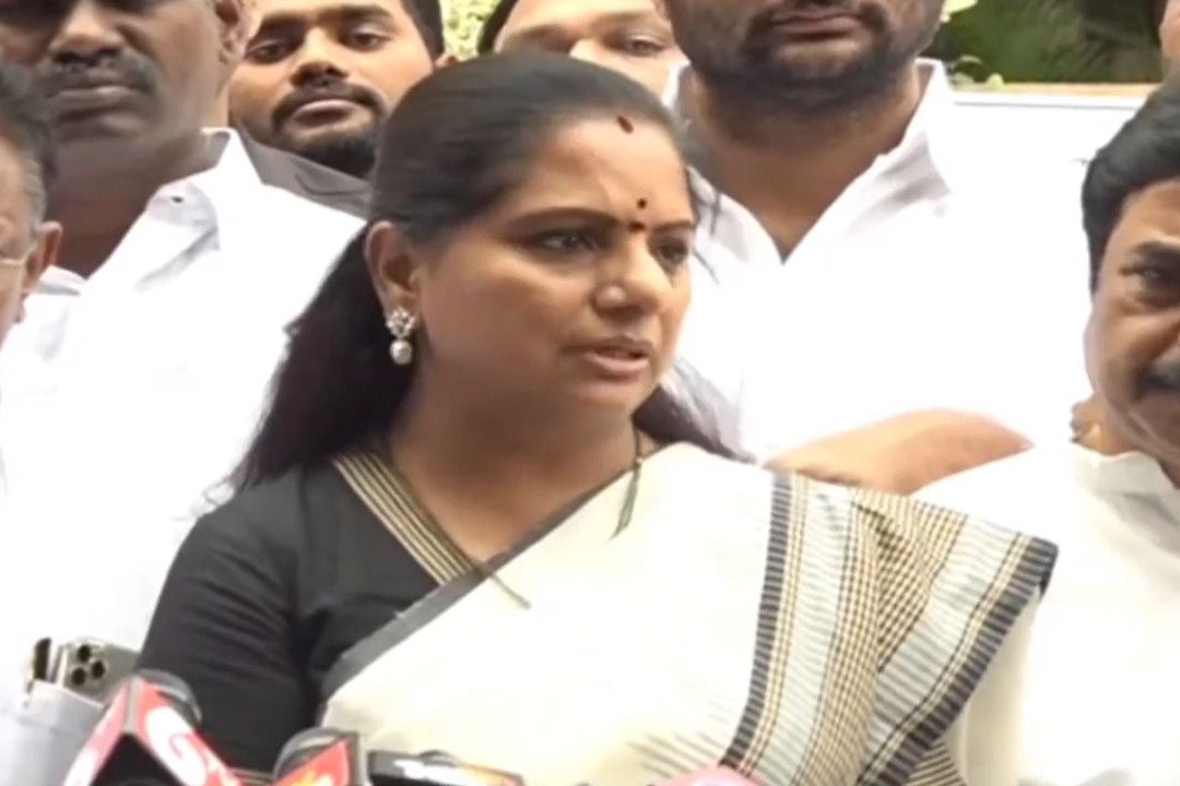 Kavitha asks for setting up of jyothirao phule statue in assembly premises
