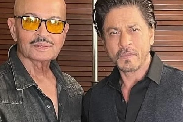 SRK shoots for Rakesh Roshan's family docu 'The Roshans', netizens wish 'Kaabil', 'Raees' didn't clash