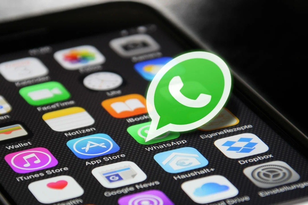 WhatsApp will bring a new update soon and Users can easyly file sharing