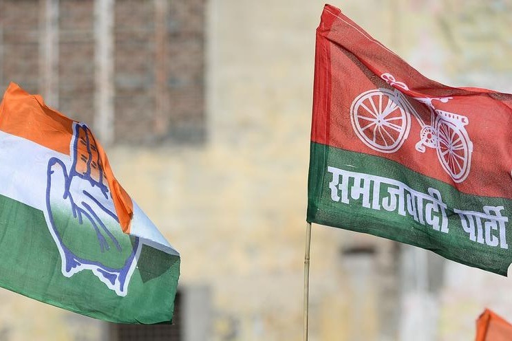 SP-Cong talks on seat-sharing in UP on ‘smooth track’