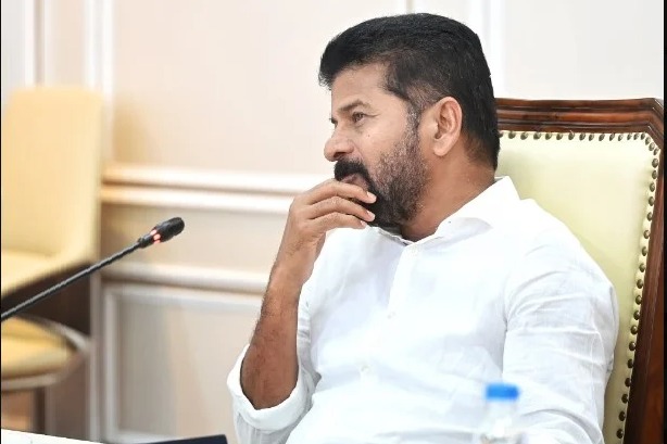 TPCC chief Revanth Reddy message to congress leaders
