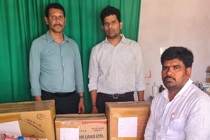DCA raids medical shop, quack's clinic in Telangana
