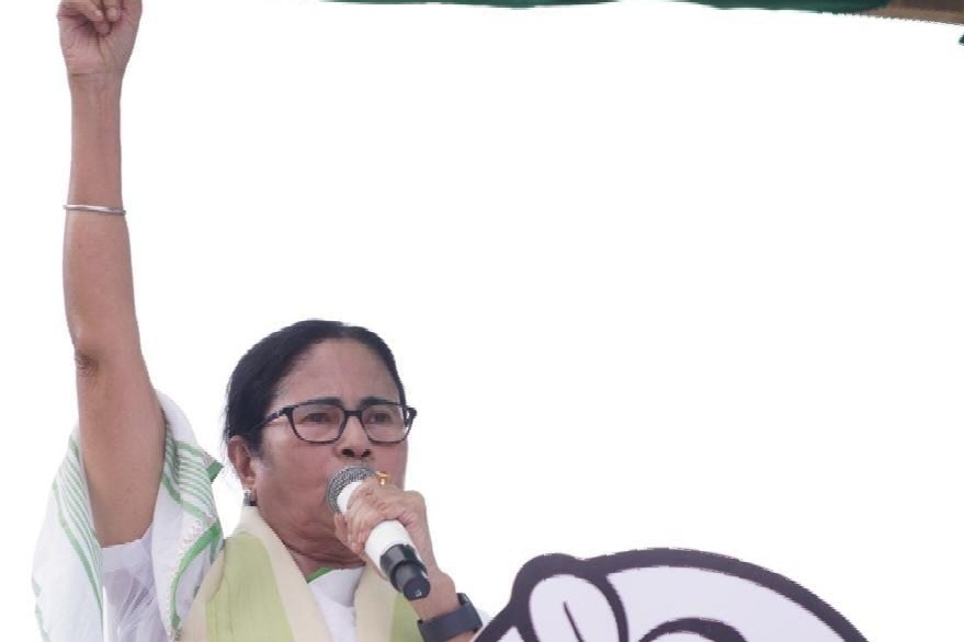 No one can dictate us which god to worship: Mamata