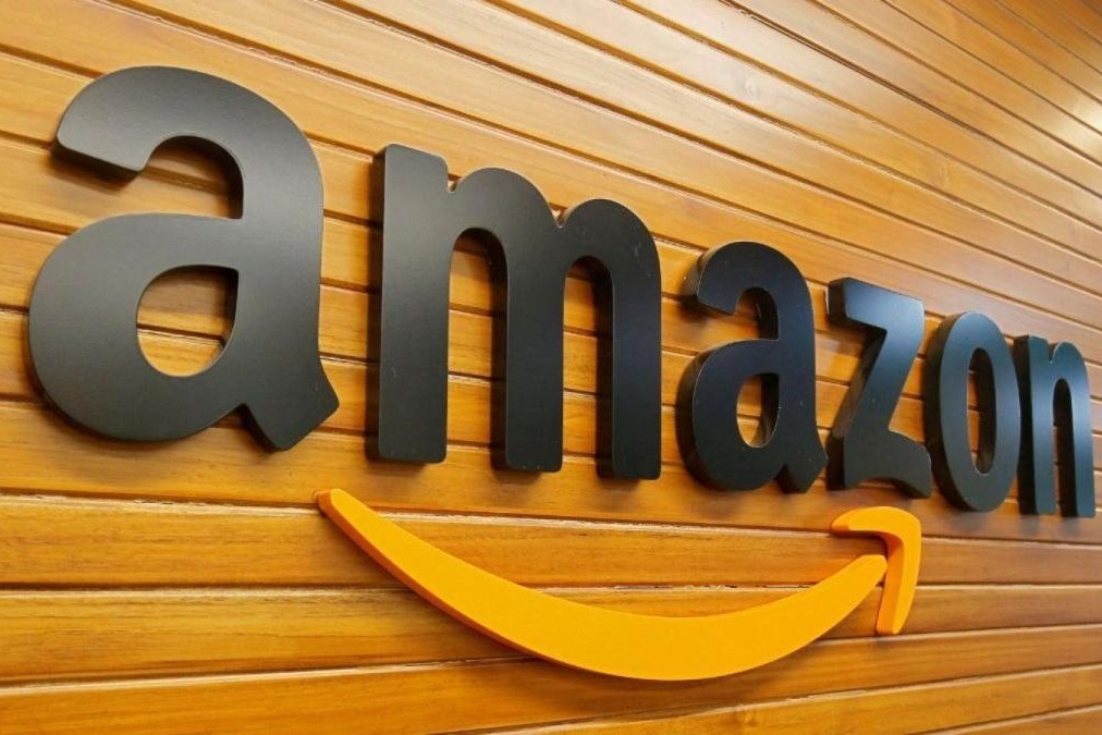 Amazon logs record $140 bn in net sales in holiday quarter