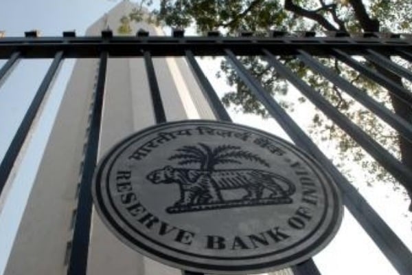 RBI issues warning against fraud through KYC trick