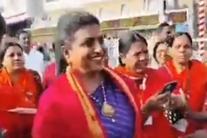 Roja surrounded by Amaravati women in Tirumala