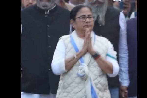Mamata Banerjee taunts INDIA bloc ally Congress doubts if it will win even 40 seats