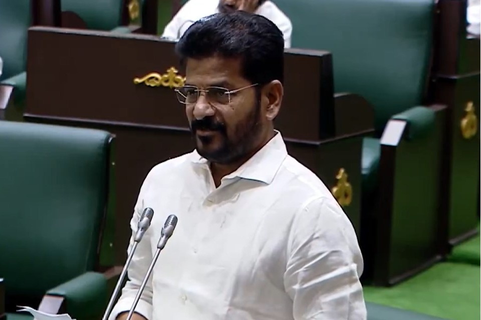Revanth Reddy lashes out at KCR over projects