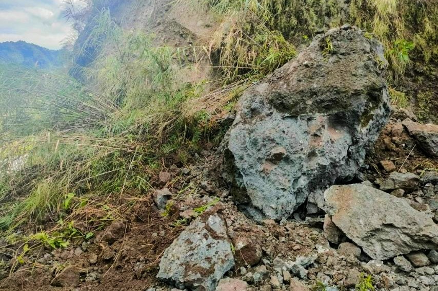 Philippines landslide death toll surges to 27, with 89 missing
