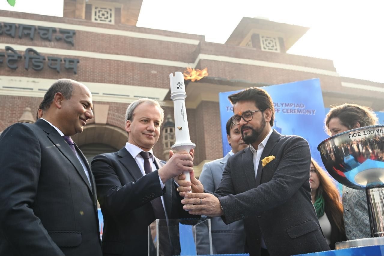 Sports Minister Anurag Thakur hands over Chess Olympiad Torch to Budapest