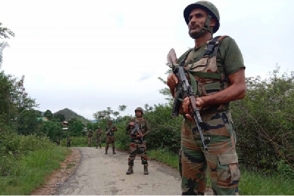 Pakistan Rangers violates ceasefire along int'l border in J&K