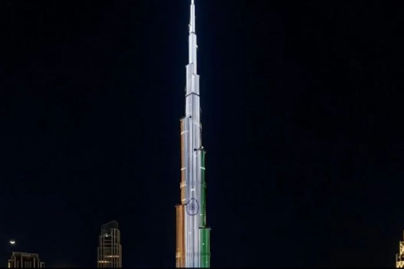 PM Modi In UAE Burj Khalifa Lights Up With Guest Of Honor Republic Of India 