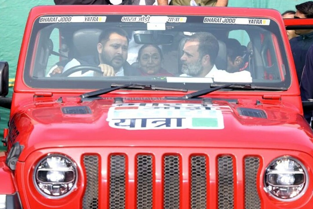 Rahul Gandhi tours Bihar in jeep during yatra Tejashwi in drivers seat
