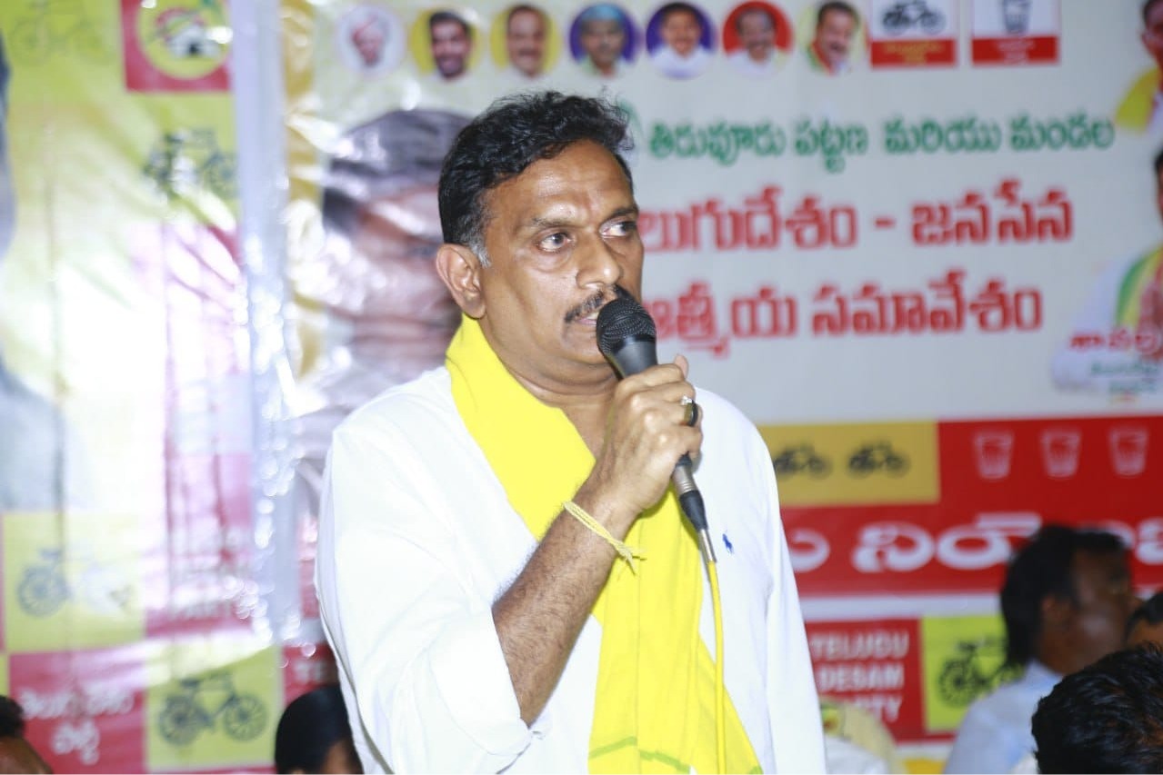 Kesineni Chinni alleges Kesineni Nani collected money from two persons pretext of TDP tickets 