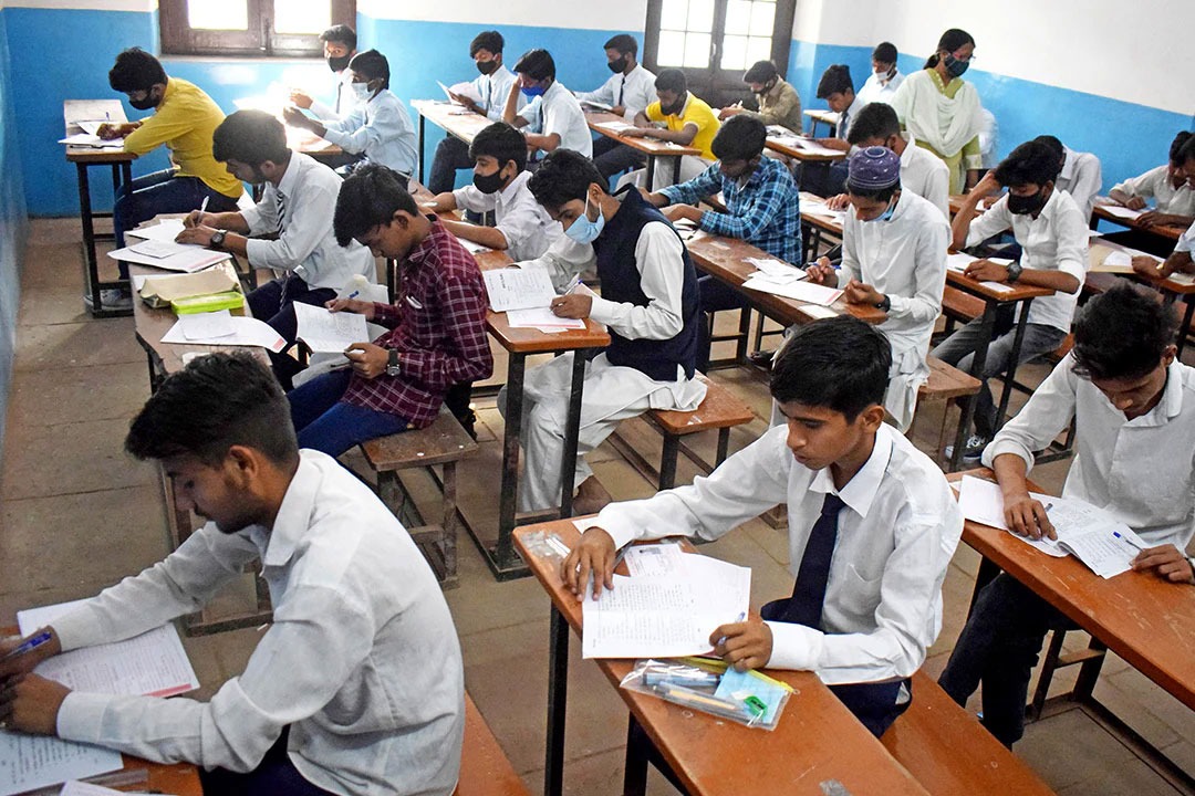 APPSC and SBI Clerical Exams Same Day On February 25th