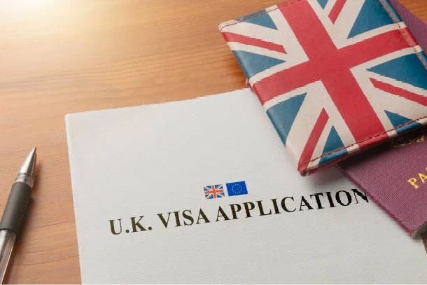 Britain offers 3 thousand visas for Indian professionals