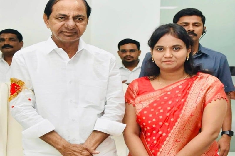KCR, KTR shocked over young MLA’s death in road accident