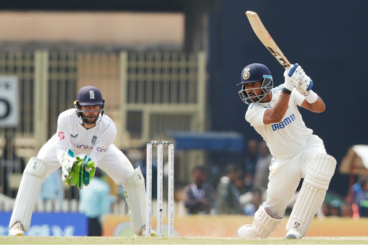 Team India new wicket keeper batsman Dhruv Jurel missed maiden test century