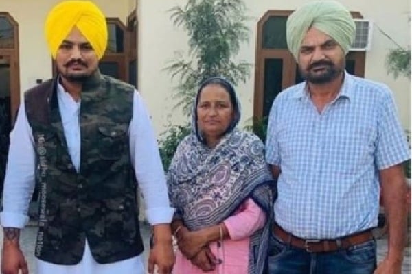 Sidhu Moose Wala's parents expecting a baby in March