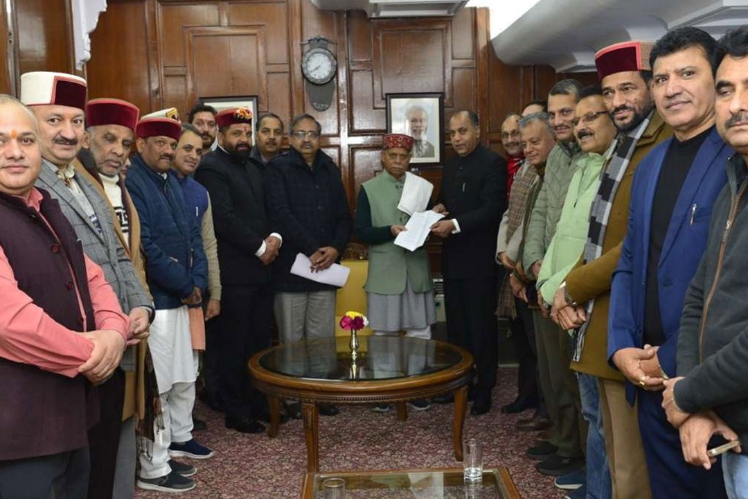 Unpredictable political crisis in Himachal Pradesh as BJP leaders met the state governor