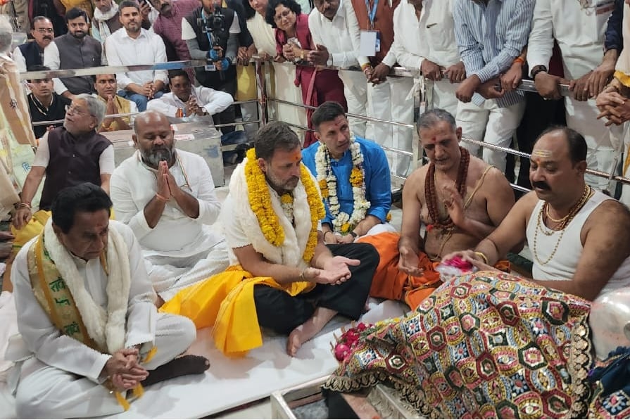 Rahul Gandhi offers prayers at Mahakal temple in Ujjain