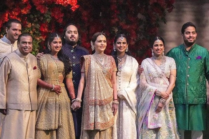 Mukesh Ambani Spent Huge Amount For Anant Ambani Radhika pre wedding Event