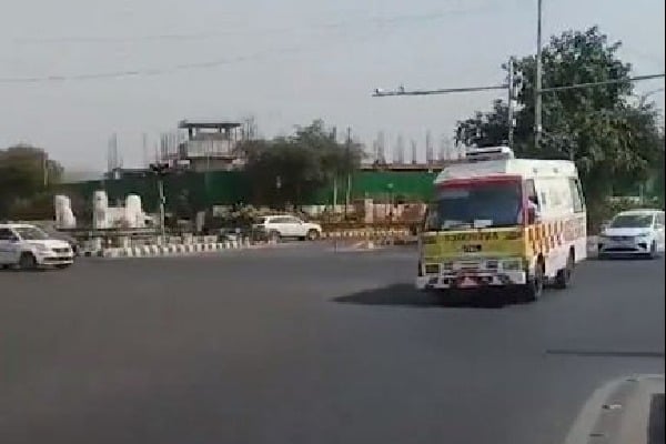 Traffic cops provide green corridor to transfer human liver from Delhi airport to Dwarka hospital
