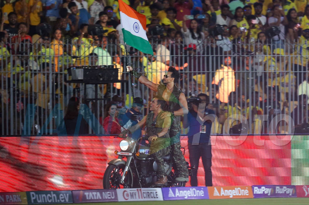 IPL 2024: ‘Sabse aage honge Hindustani’, Akshay, Tiger set stage on fire during opening ceremony