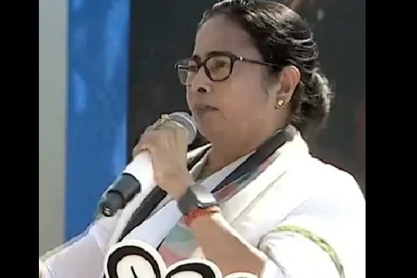 Mamata Banerjee Hits Out At BJP After Arvind Kejriwal Arrested