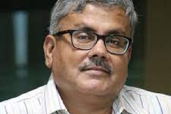Award-winning journalist Shantanu Guha Ray passes away