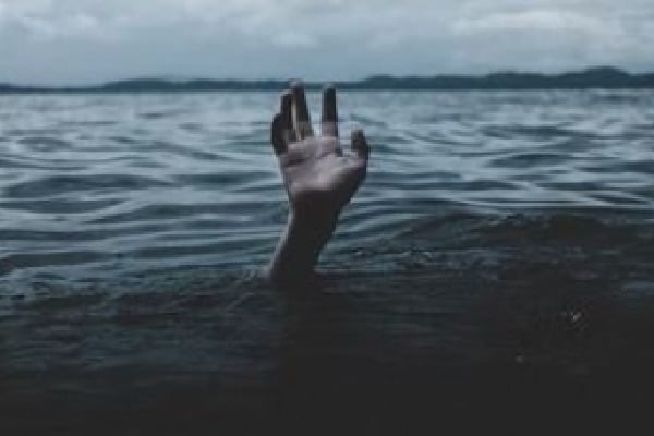 Holi revelry turns tragic as six drown in Telangana