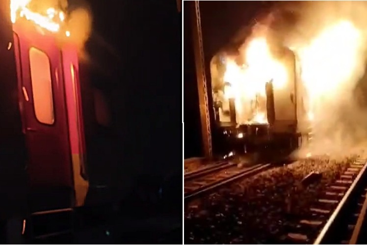 Fire breaks out in AC coach of Mumbai-bound Holi special train in Bihar's Bhojpur