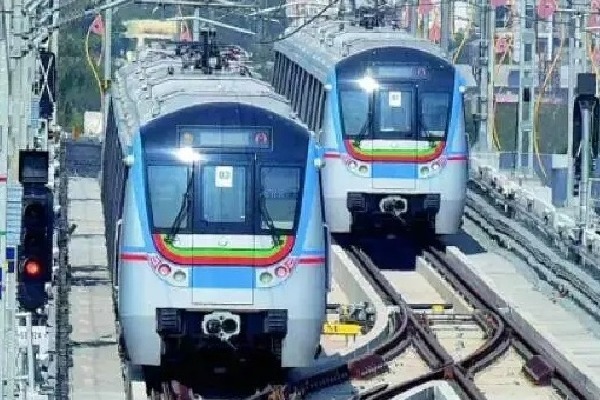 Hyderabad Metro Rail Timing Extended due to IPL Match in Uppal 