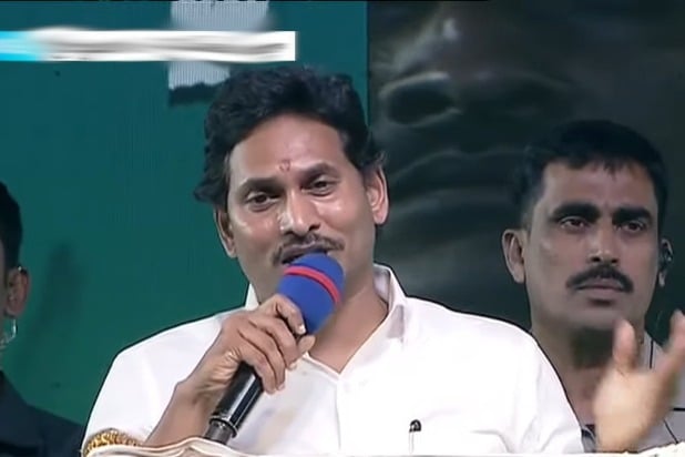 CM Jagan said his sisters supports murderer of YS Viveka
