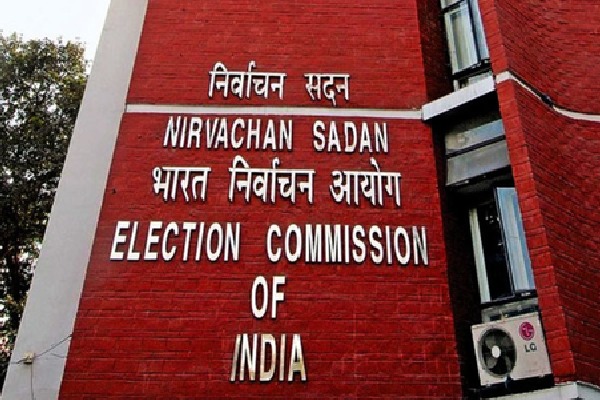 Ahead of LS polls, ECI transfers 8 DMs, 12 SPs in five states