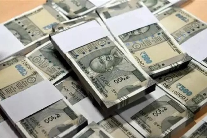 Police Seize Rs 25 Lakh Duplicate Notes