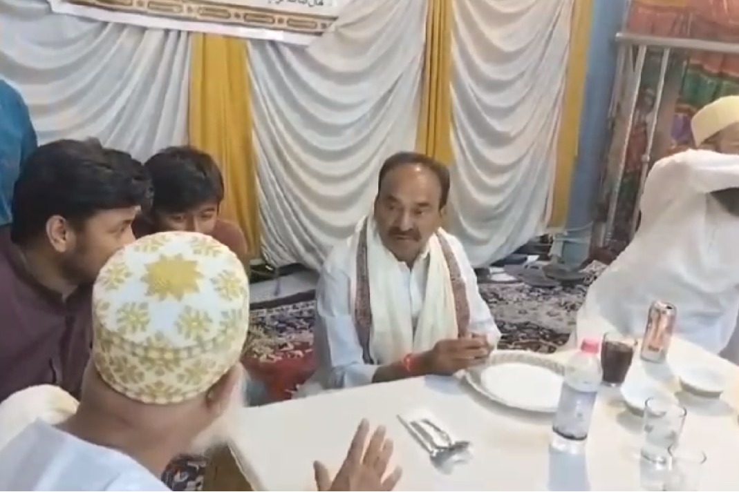 BJP candidate in Telangana attends Bohra community’s Iftar feast