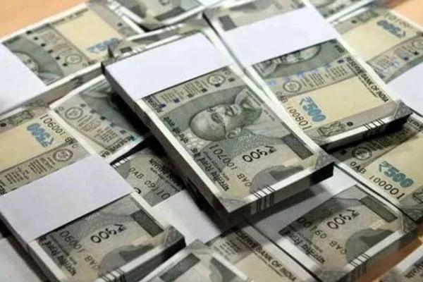 Cash and liquor valued at Rs 71cr seized so far in Telangana