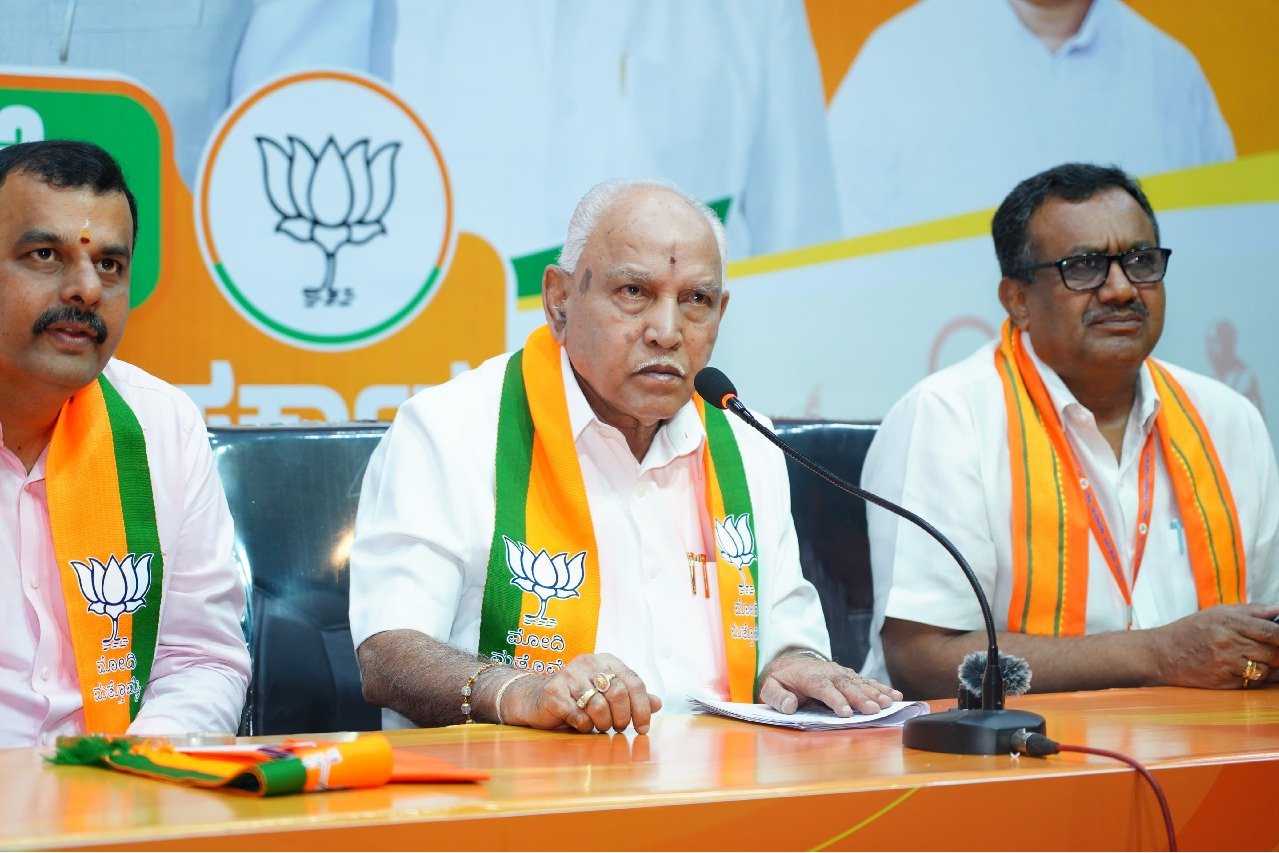 Congress leaders hesitant to take Rahul Gandhi's name: Former K'taka CM Yediyurappa
