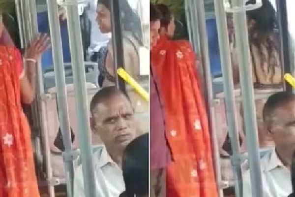  woman rides crowded Delhi bus in bikini