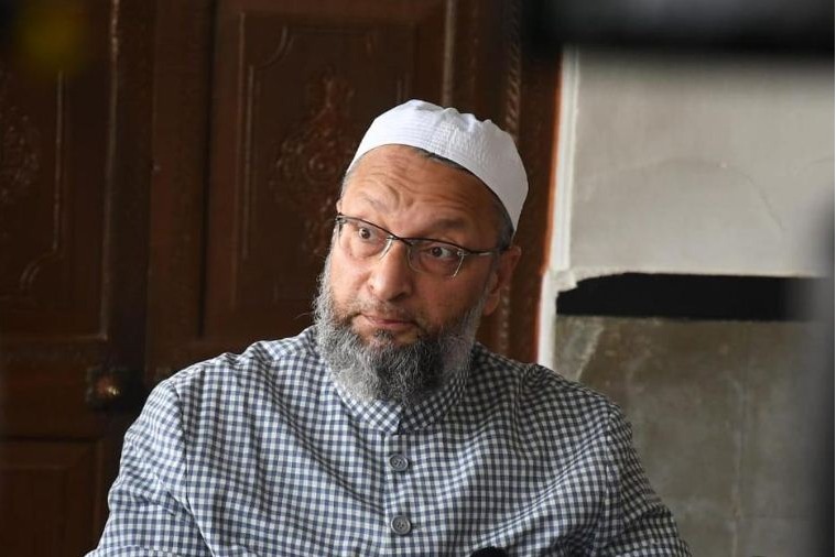 Owaisi questions EC’s silence over BJP candidate’s 'provocative' gesture