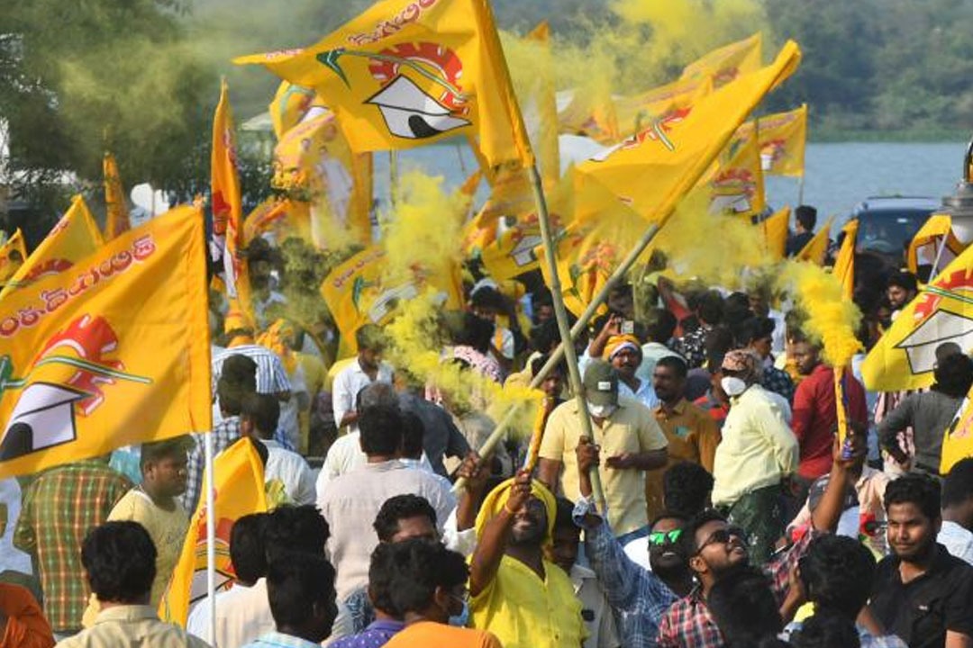 500 people joined in TDP in Viziangaram from YCP