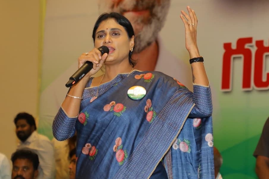 EC issues notice to Sharmila
