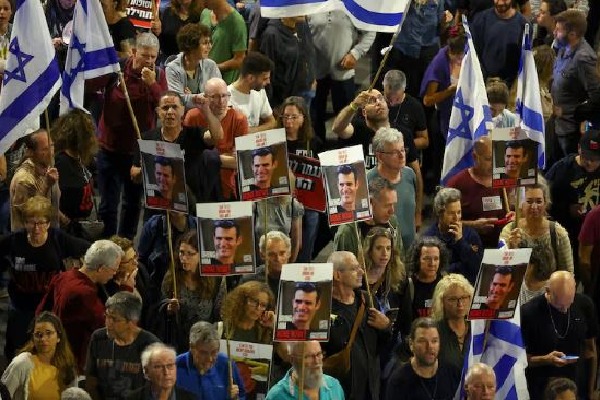 Thousands of Israelis protest for hostage release and new elections